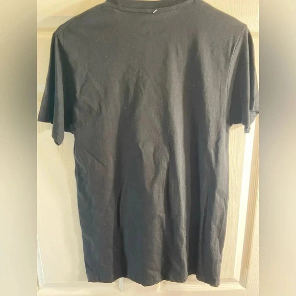 Marvel - Loki on Throne - Small T Shirt - BNWT ๐ฆ๐ฆโโฌ๐ - Picture 5 of 6